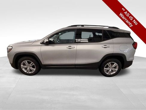 Used 2018 GMC Terrain SLE w/ Driver Convenience Package image 2