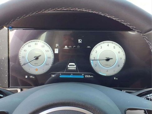 New 2026 Hyundai Elantra Limited FWD image 14