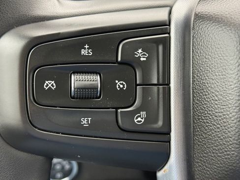 Used 2024 GMC Sierra 2500 SLE w/ SLE Value Package; image 19