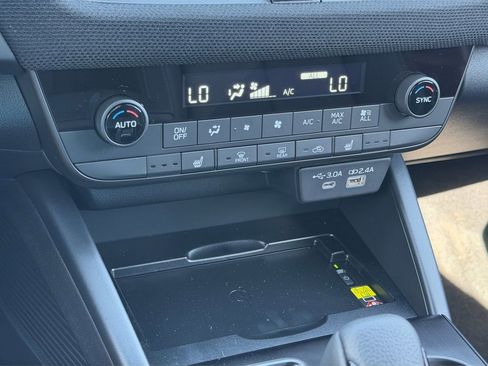 New 2026 Subaru Outback Limited w/ Premium/Limited Package 2 AWD/4WD image 26