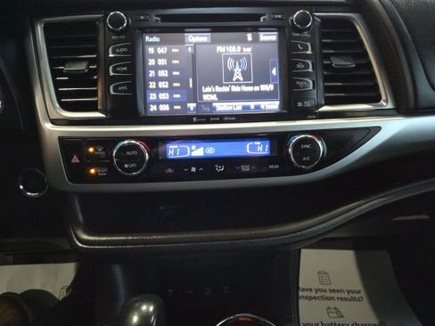 Used 2016 Toyota Highlander XLE image 20