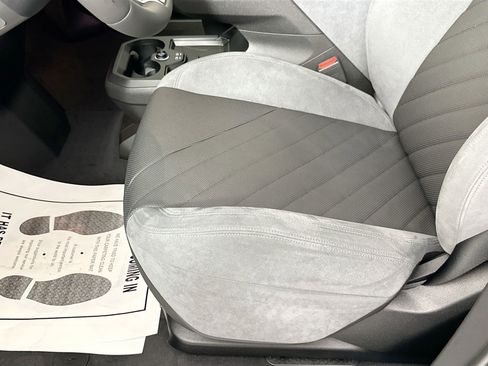 New 2026 BMW iX xDrive60 w/ M Sport Package image 20