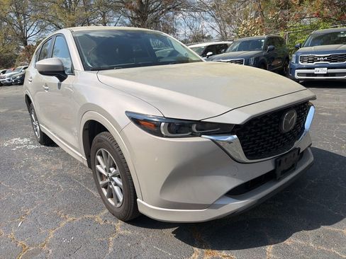 Used 2025 MAZDA CX-5 AWD 2.5 S w/ Select Package image 3