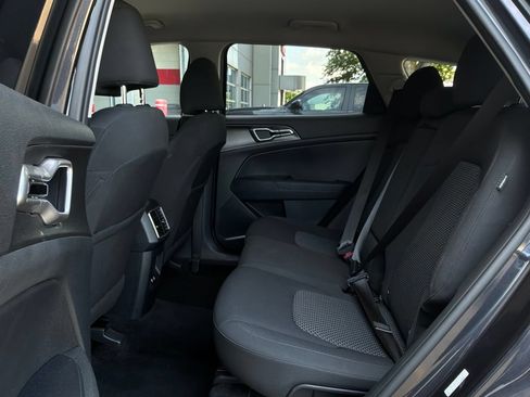 Used 2026 Kia Sportage LX FWD image 11