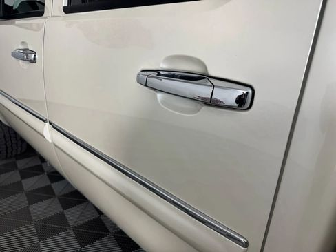 Used 2011 Chevrolet Silverado 1500 LT w/ All-Star Edition image 21