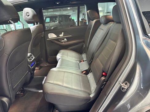 Used 2023 Mercedes-Benz GLS 450 4MATIC image 13