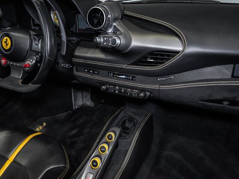 Used 2023 Ferrari F8 Tributo RWD image 25