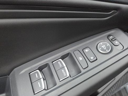 New 2025 Honda Accord SE image 25