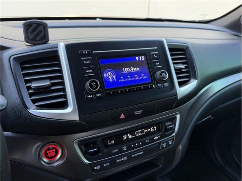 Used 2019 Honda Passport Sport image 15