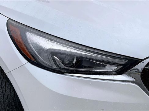 Used 2018 Buick Enclave Premium w/ Experience Buick Package image 26