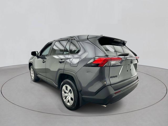 Used 2023 Toyota RAV4 LE AWD/4WD image 2