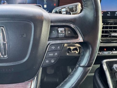 Used 2024 Lincoln Navigator L Reserve AWD/4WD image 12