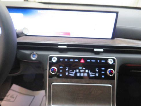 New 2026 Genesis GV80 2.5T Advanced AWD/4WD image 15