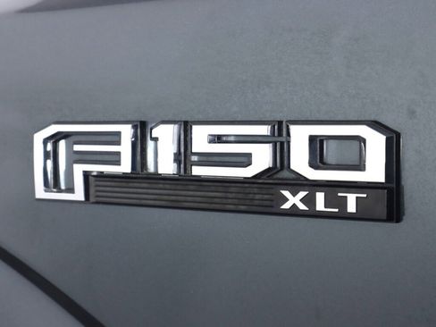 Used 2018 Ford F150 XLT w/ Equipment Group 302A Luxury image 38