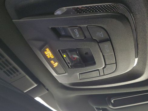 Certified 2025 Toyota bZ4X AWD image 34