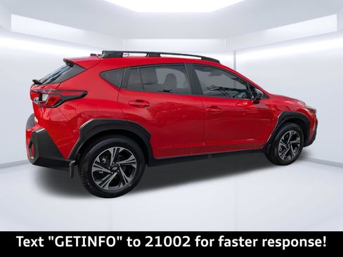 Used 2024 Subaru Crosstrek 2.0i Premium AWD/4WD image 3