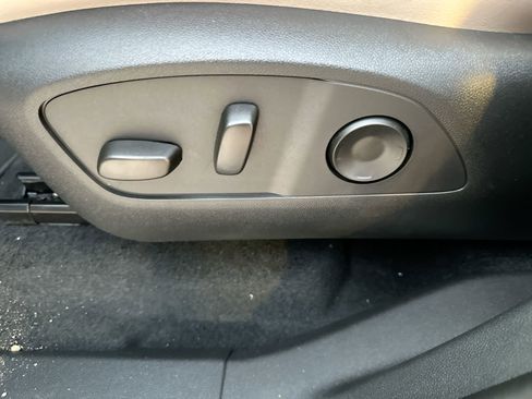 New 2026 Buick Enclave Preferred w/ Power Package image 12