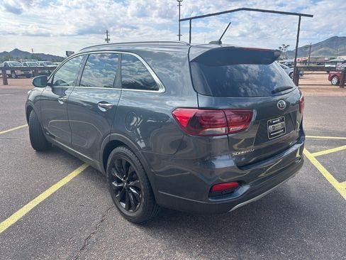 Used 2020 Kia Sorento EX image 3