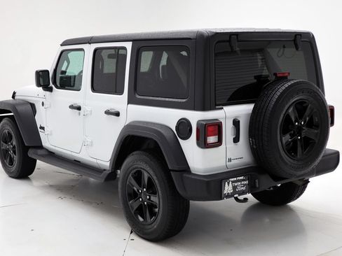 Used 2023 Jeep Wrangler Unlimited Sport AWD/4WD image 6