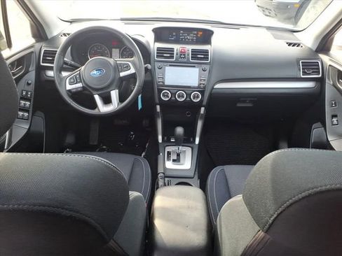 Used 2017 Subaru Forester 2.5i Premium w/ All-Weather Package image 11