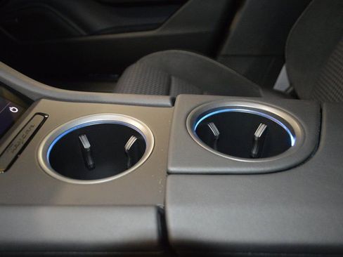 New 2026 Porsche Taycan RWD image 34