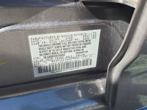 Certified 2025 Nissan Sentra S FWD image 33