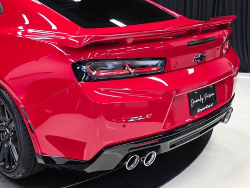 Used 2017 Chevrolet Camaro ZL1 RWD image 55