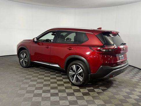 Used 2023 Nissan Rogue SL w/ SL Premium Package FWD image 9