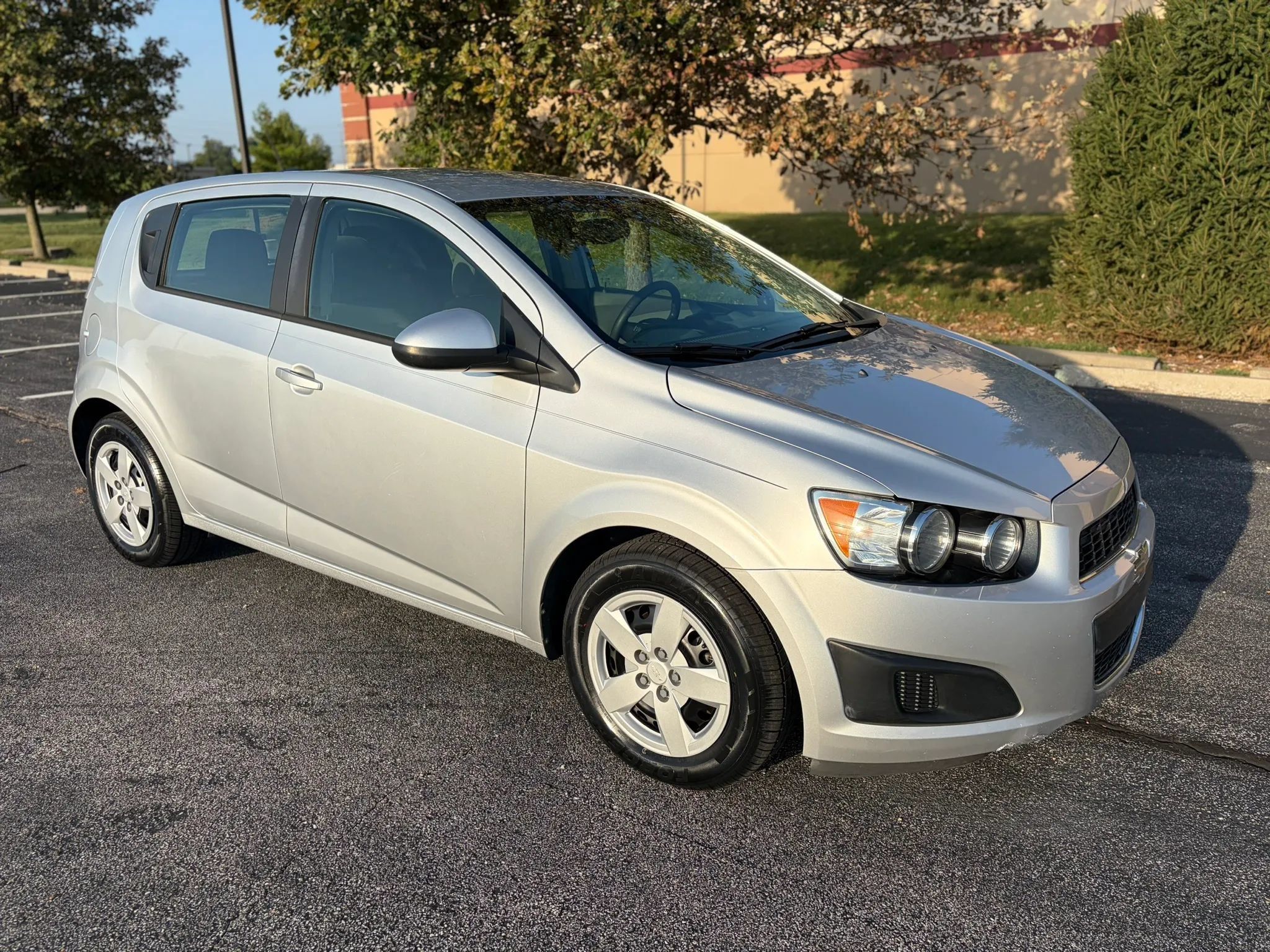 Used 2016 Chevrolet Sonic LS FWD image 6