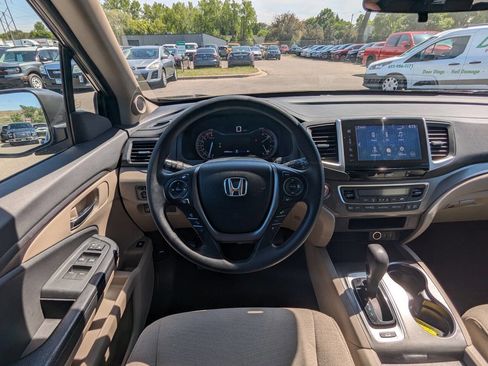 Used 2016 Honda Pilot EX image 17