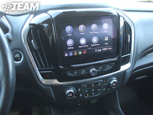 Used 2021 Chevrolet Traverse LT AWD/4WD image 14