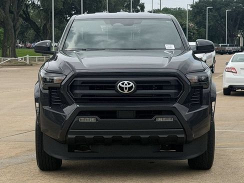 Used 2024 Toyota Tacoma SR5 AWD/4WD image 3