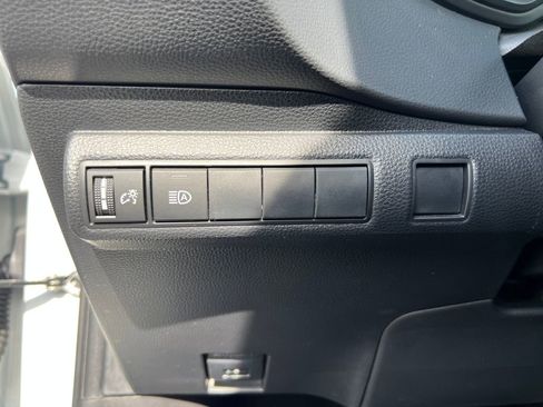 Certified 2023 Toyota Corolla LE image 36