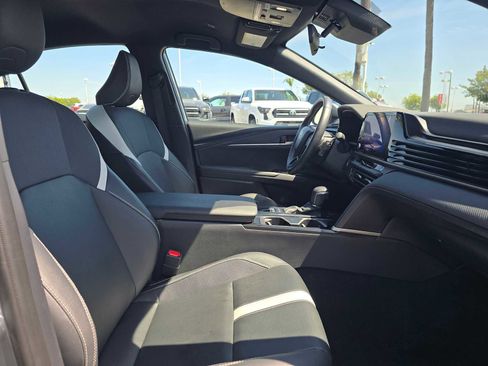 Certified 2025 Toyota Camry SE FWD image 11