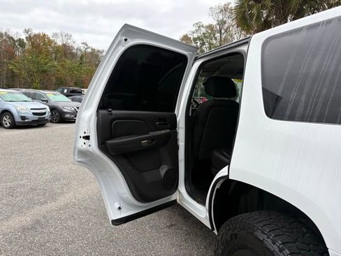 Used 2010 Chevrolet Tahoe LS w/ Skid Plate Package image 24