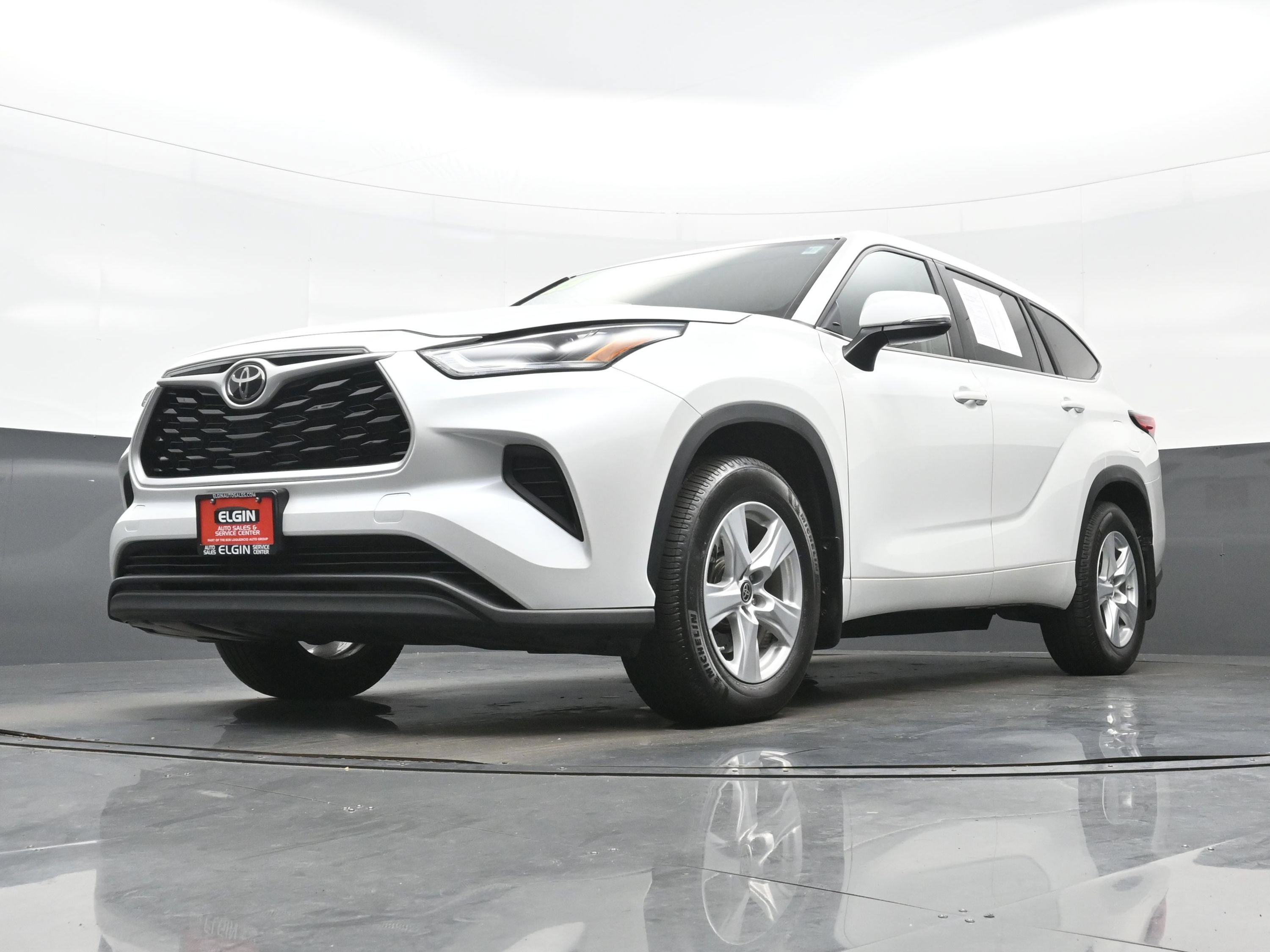 Used 2023 Toyota Highlander L AWD/4WD image 26