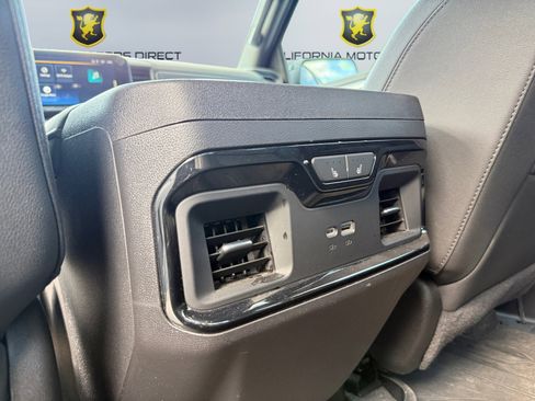 Used 2023 Chevrolet Silverado 1500 ZR2 w/ Technology Package AWD/4WD image 14