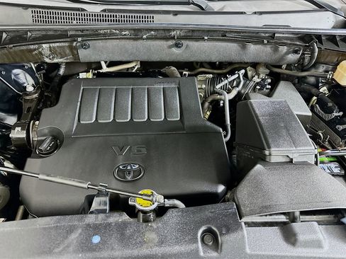 Used 2015 Toyota Highlander Limited image 30