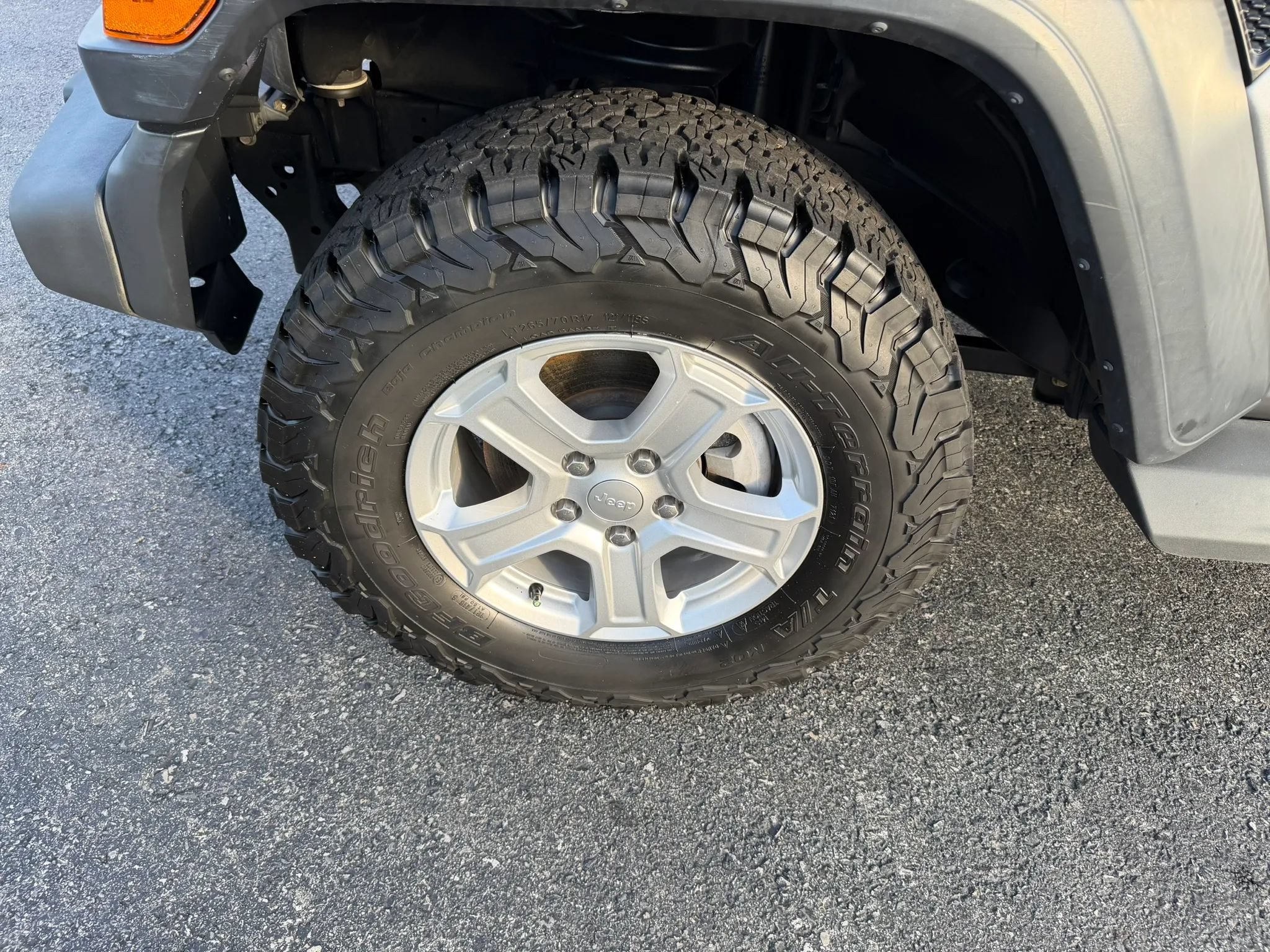 Used 2019 Jeep Wrangler Sport AWD/4WD image 44