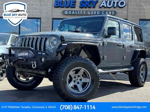 Used 2019 Jeep Wrangler Unlimited Sahara image 1