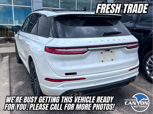 Used 2024 Lincoln Corsair Reserve w/ Equipment Group 202A AWD/4WD image 3