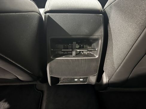 New 2026 Jeep Cherokee Limited AWD/4WD image 36