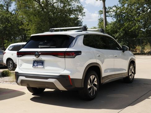 Certified 2025 Volkswagen Tiguan S FWD image 5