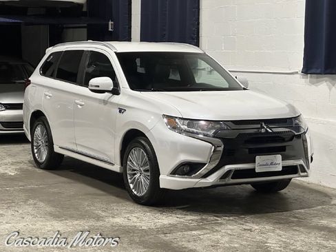 Used 2019 Mitsubishi Outlander SEL AWD/4WD image 1