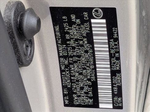 Used 2024 Lexus ES 350 w/ Premium Package image 24