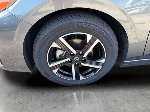 Certified 2024 Nissan Sentra SV FWD image 34