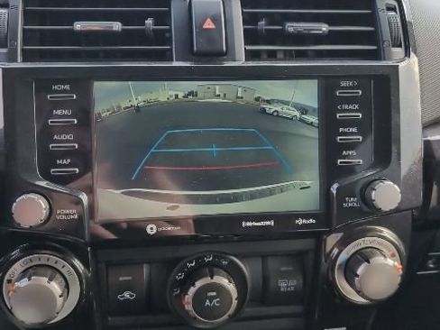 Used 2024 Toyota 4Runner TRD Off-Road image 15