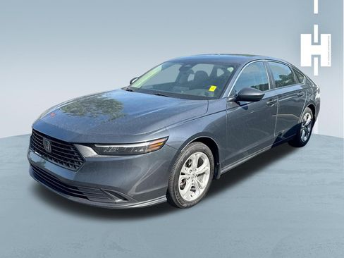 Used 2023 Honda Accord LX image 3