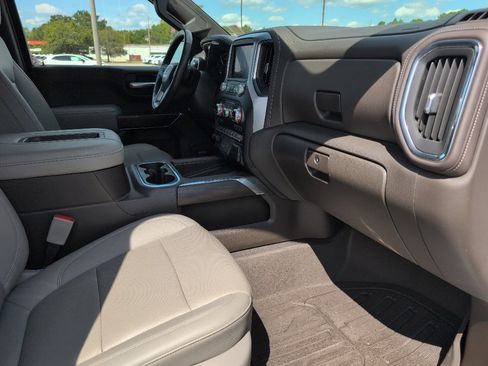 Used 2021 GMC Sierra 1500 SLT w/ SLT Premium Plus Package image 12