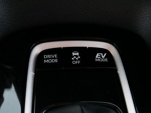 Certified 2026 Toyota Corolla LE FWD image 28